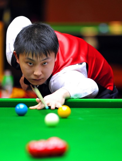 手指轻戳手 手指轻戳手